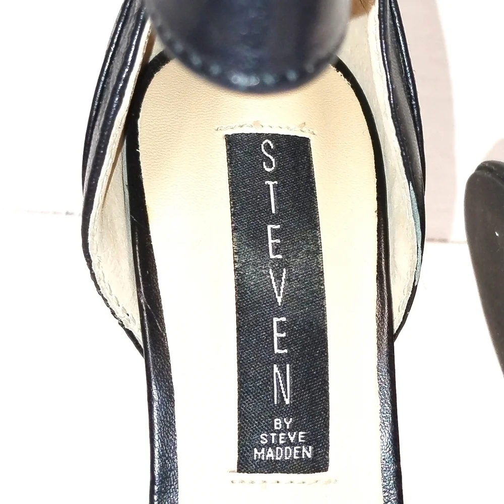 Stevens Madden ankle straps stiletto black sandals Size: 6